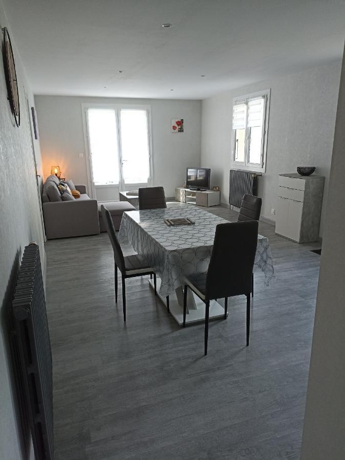 Gite Aurives Le Cheylard Buitenkant foto